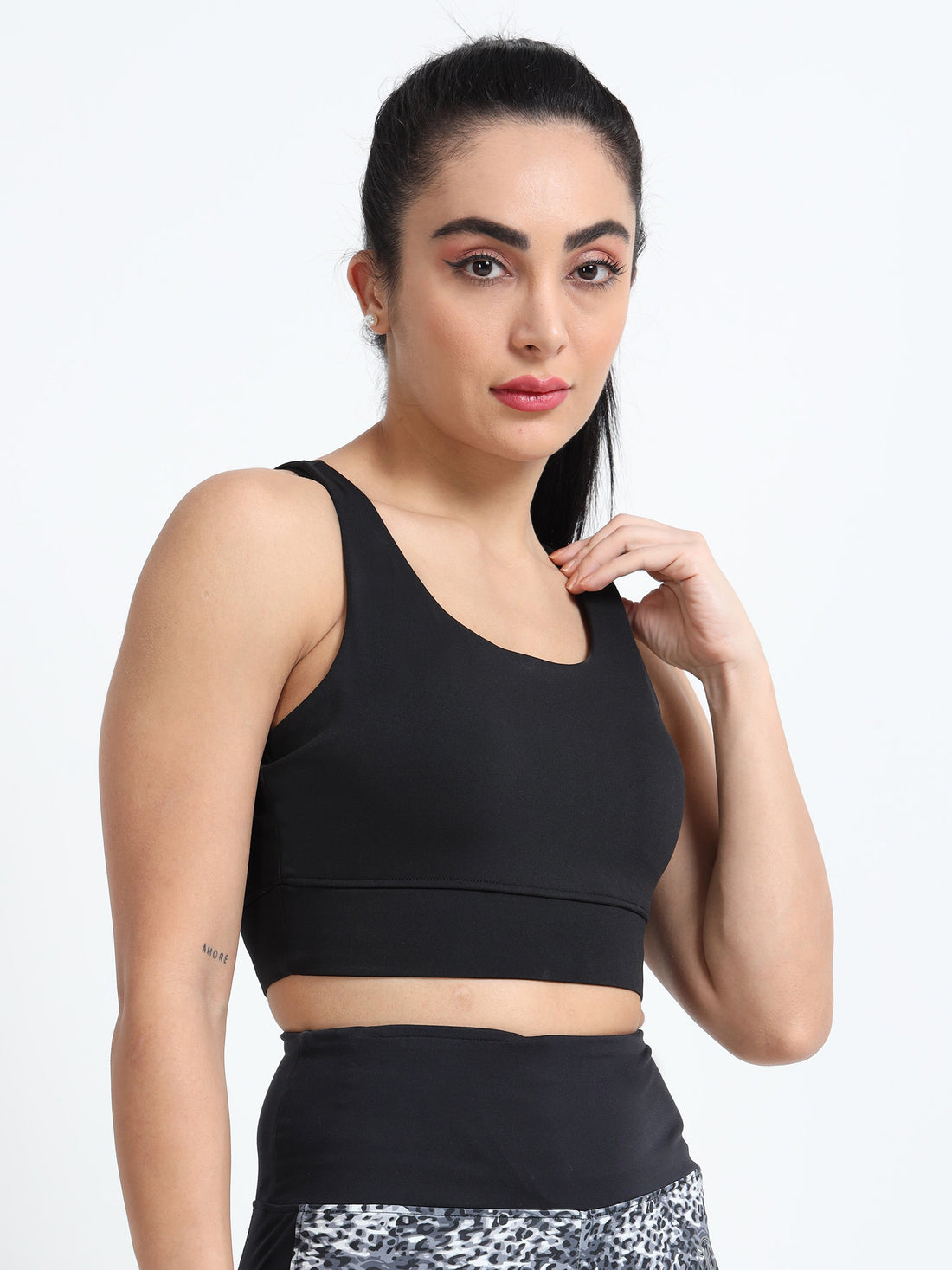 Which is better sports bra in India for gym workout breathable high support or affordable padded sports bra online?