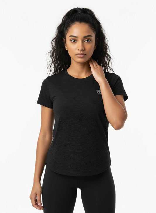 Best Gym Tops for Women in India | Breathable, Moisture-Wicking & Athletic Workout Tops