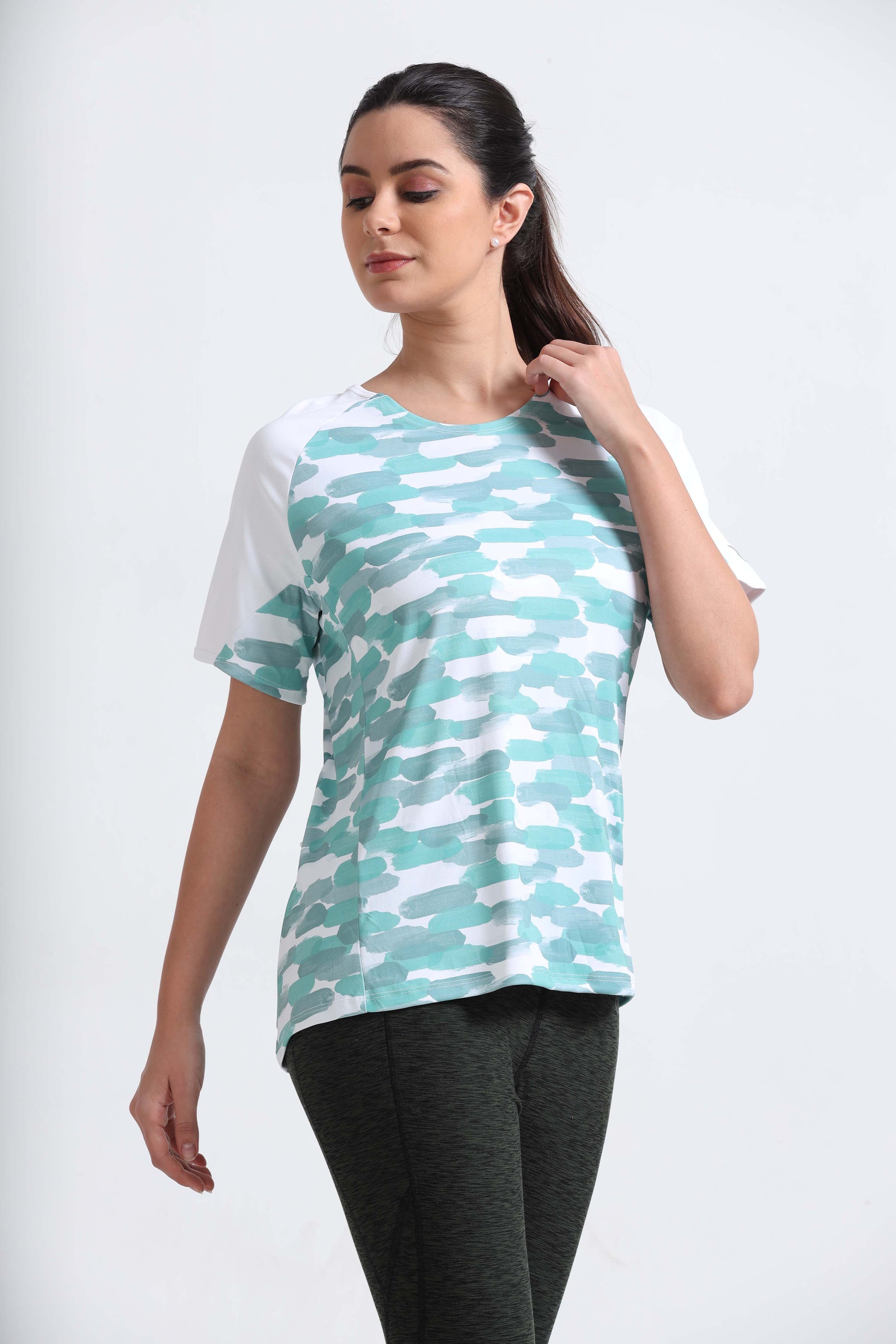  Abstract Painted Gym T Shirts For Ladies 