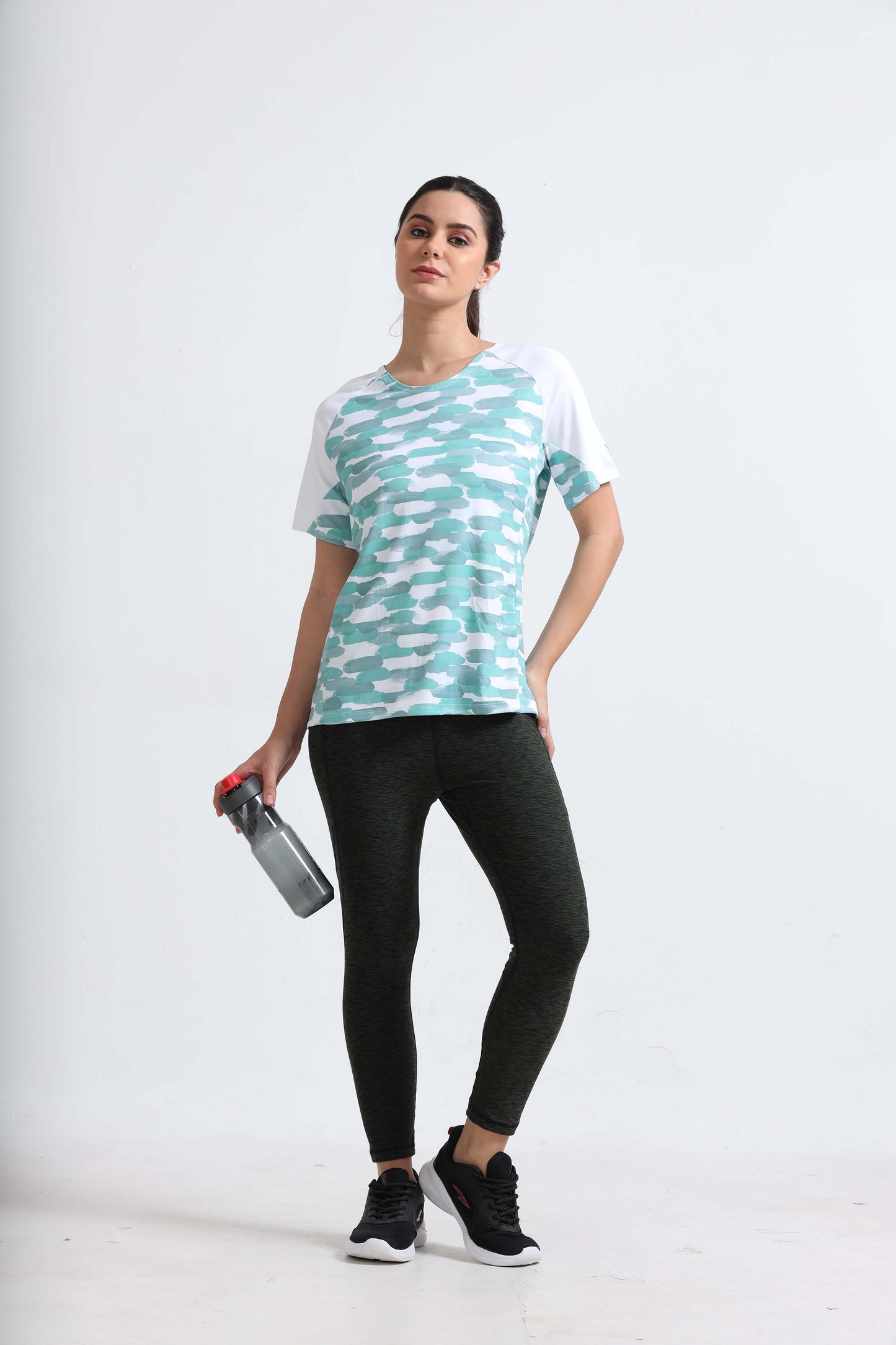  Abstract Painted Gym T Shirts For Ladies 