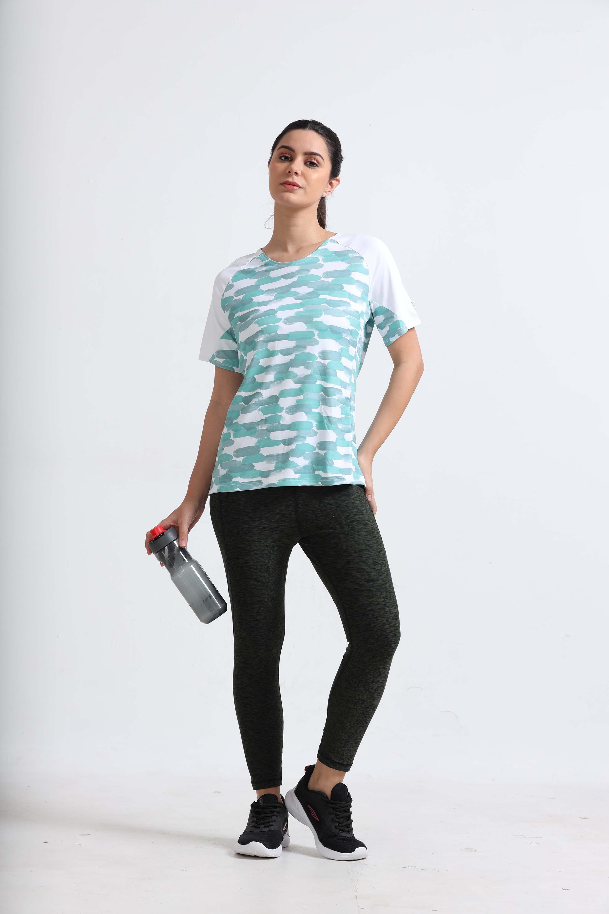  Abstract Painted Gym T Shirts For Ladies 